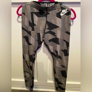 Womens Nike leggings